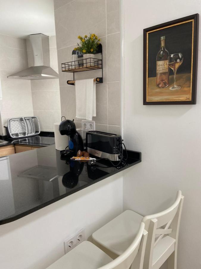 Beach And City Apartment A 50M De La Playa ฟูเอนฮิโรลา ภายนอก รูปภาพ