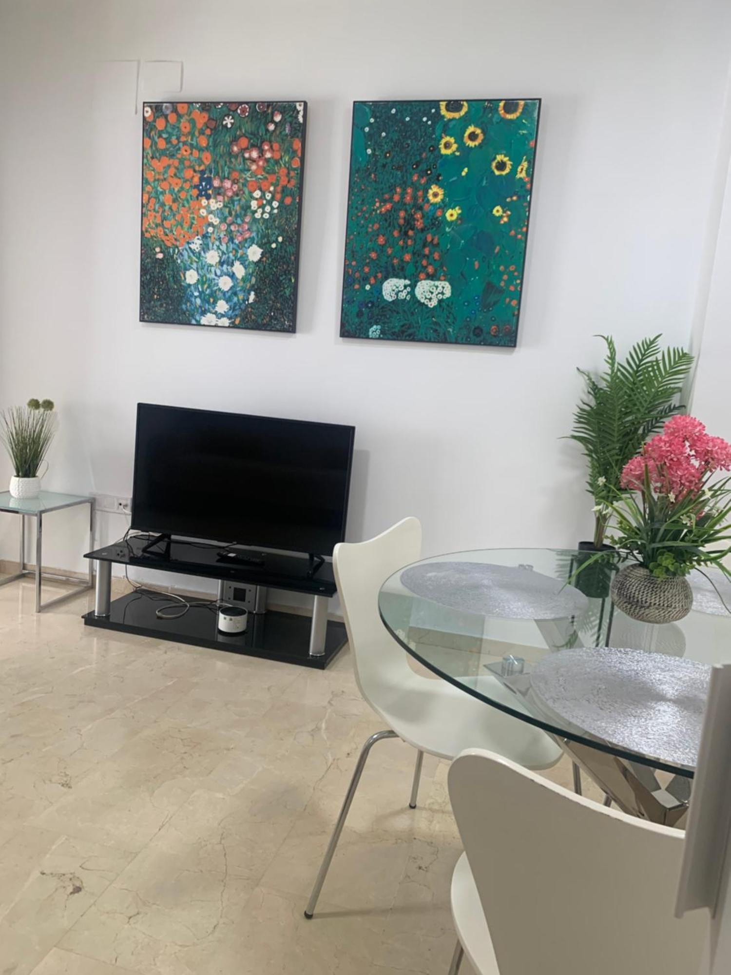 Beach And City Apartment A 50M De La Playa ฟูเอนฮิโรลา ภายนอก รูปภาพ